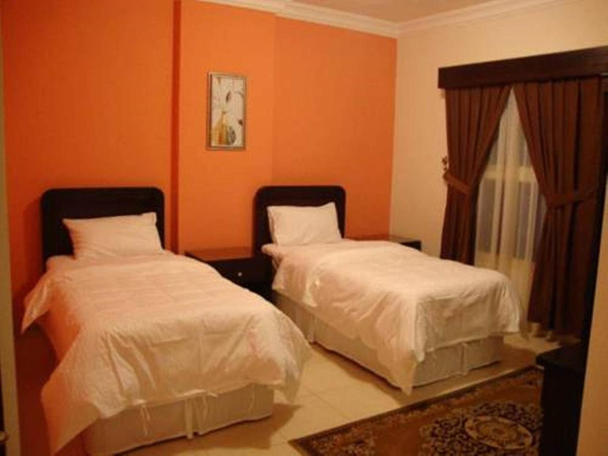 Villa Hotel Apartments Эль-Хубар Экстерьер фото